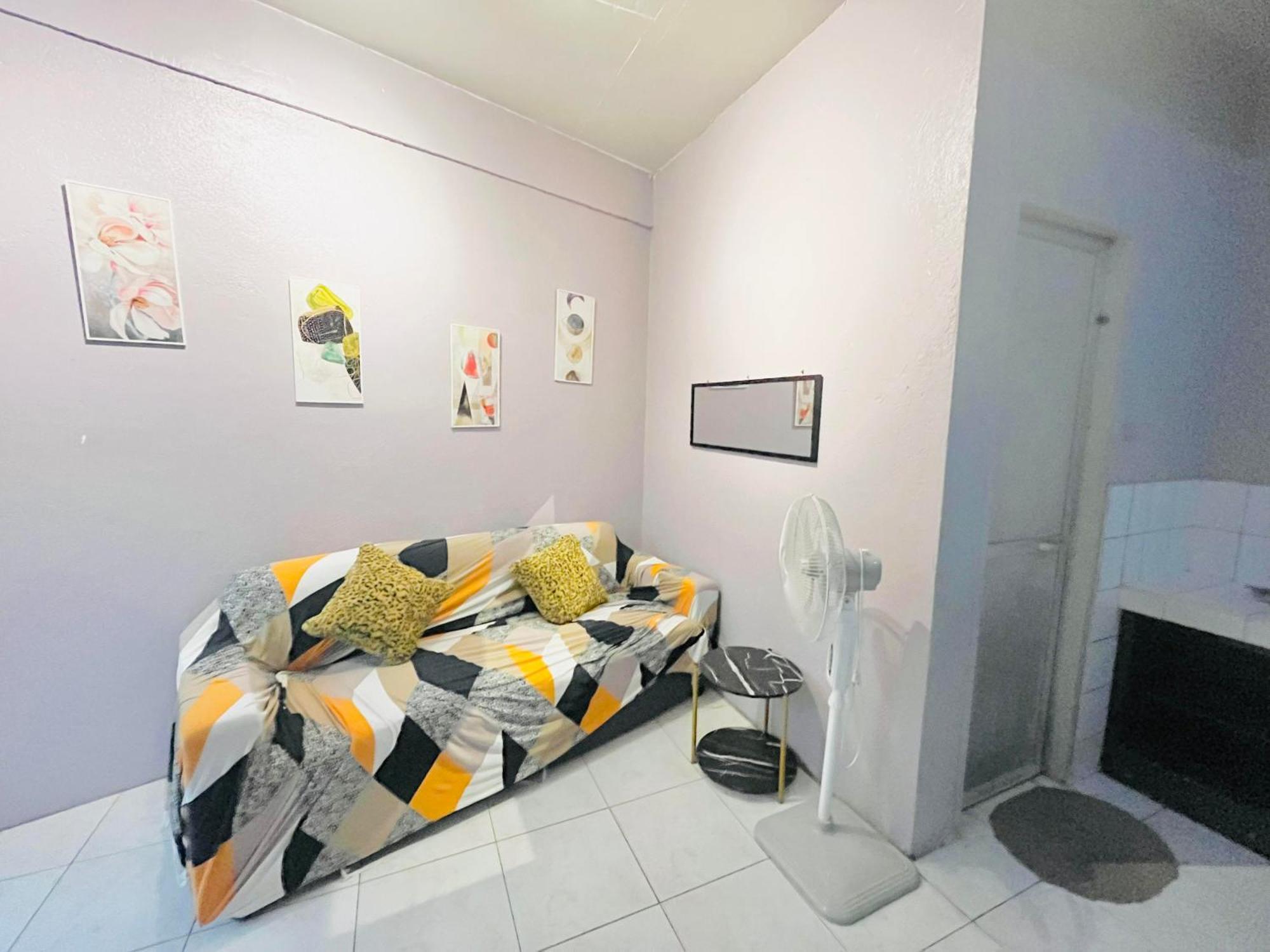 The Collective Byhome Puerto Princesa Exterior photo